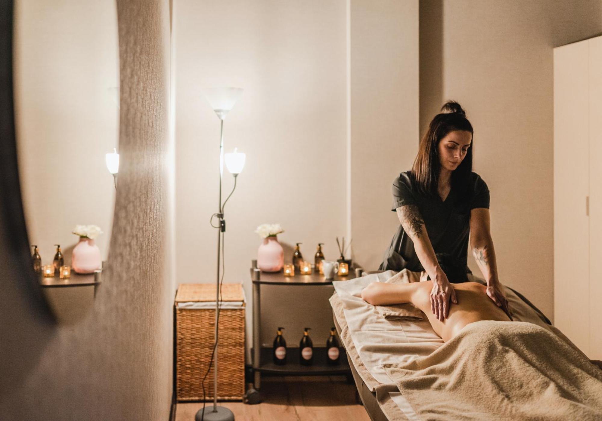 Zloty Horyzont Hotel & Resort 스클라르스카포렘바 외부 사진