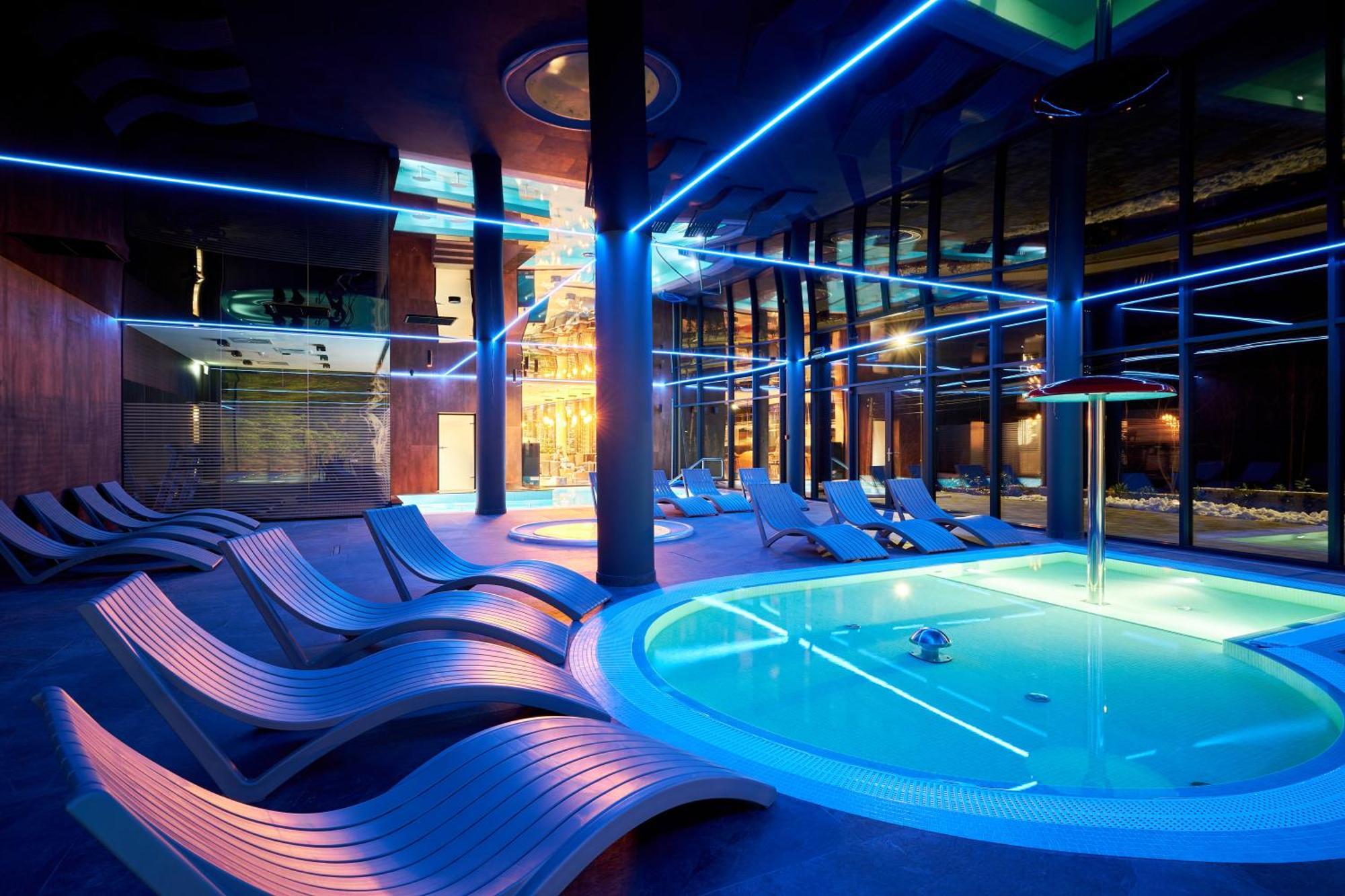 Zloty Horyzont Hotel & Resort 스클라르스카포렘바 외부 사진