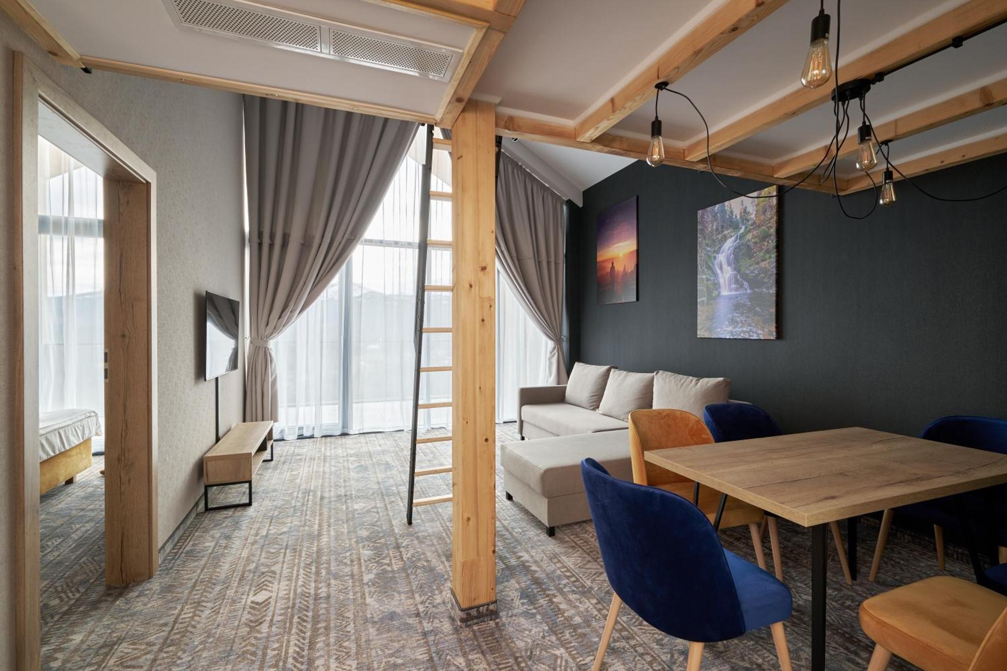 Zloty Horyzont Hotel & Resort 스클라르스카포렘바 외부 사진