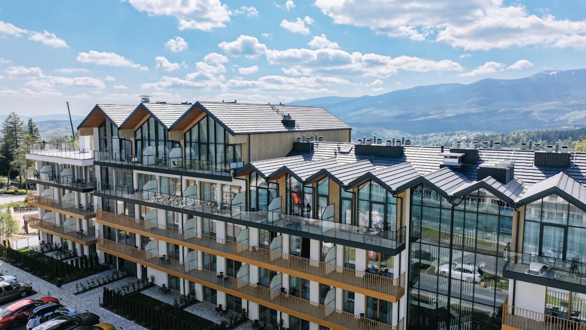 Zloty Horyzont Hotel & Resort 스클라르스카포렘바 외부 사진